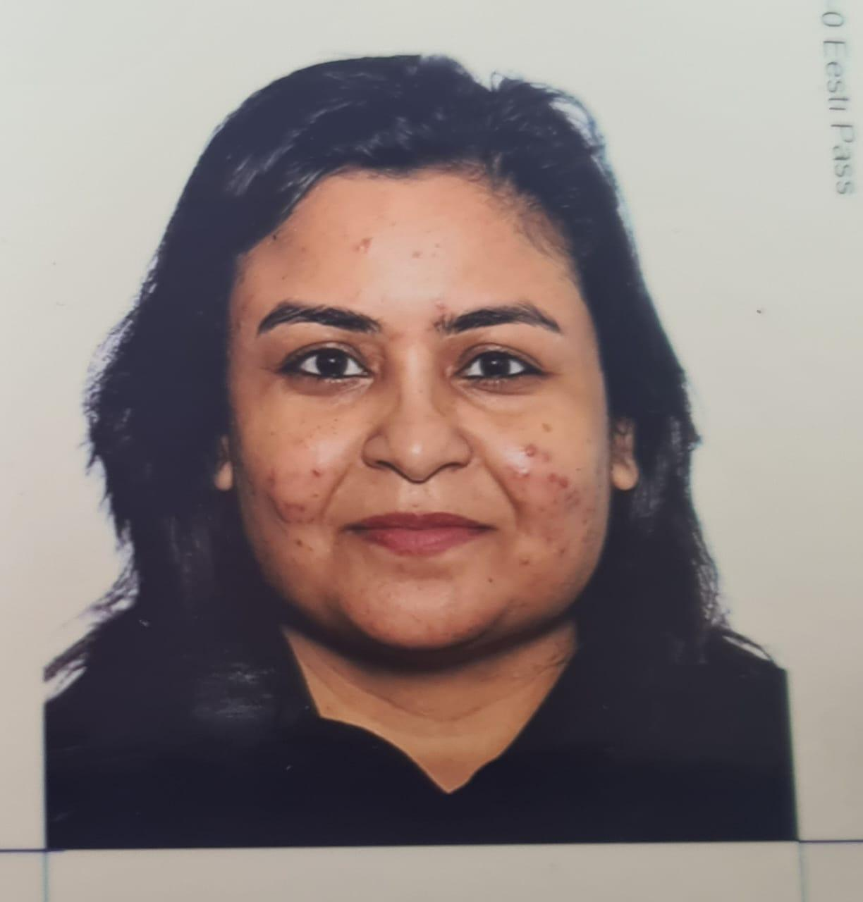 Dr. Roshni Chakraborty